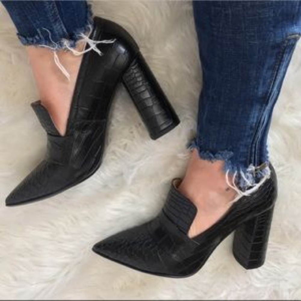 Napoleoni Black Croc Leather Pointed Loafer Heels